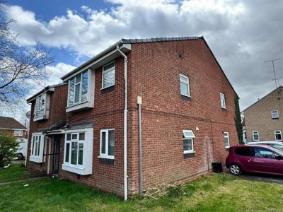 Property on Hurn Way, CV6 6LF