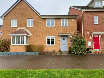 Property on Heol Bryncethin, CF32 9GG