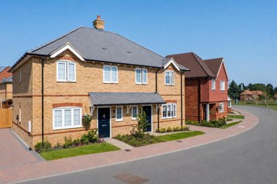 Property on ME13 8YJ