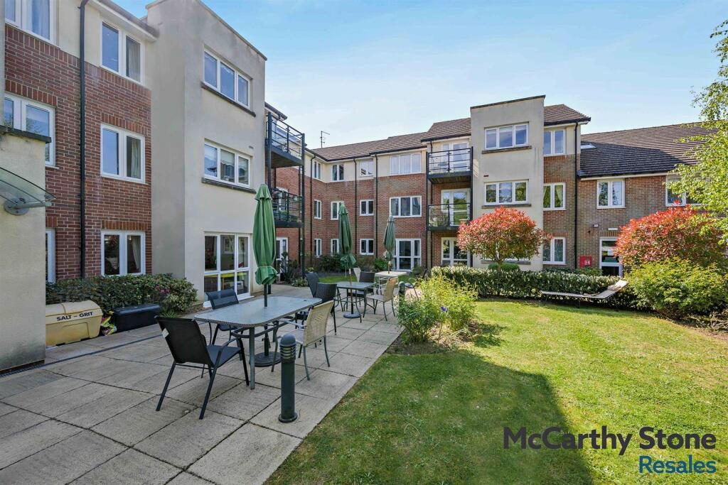 Property main image