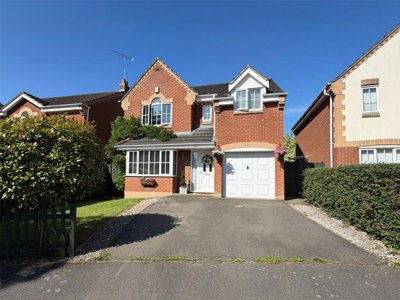 Property on Hopton Close, NN11 0GF