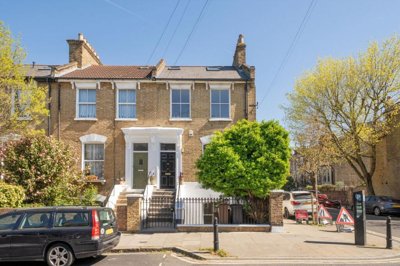 Property on Cecilia Road, E8 2ER
