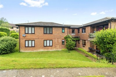 Property on Tollwood Park, TN6 2XS