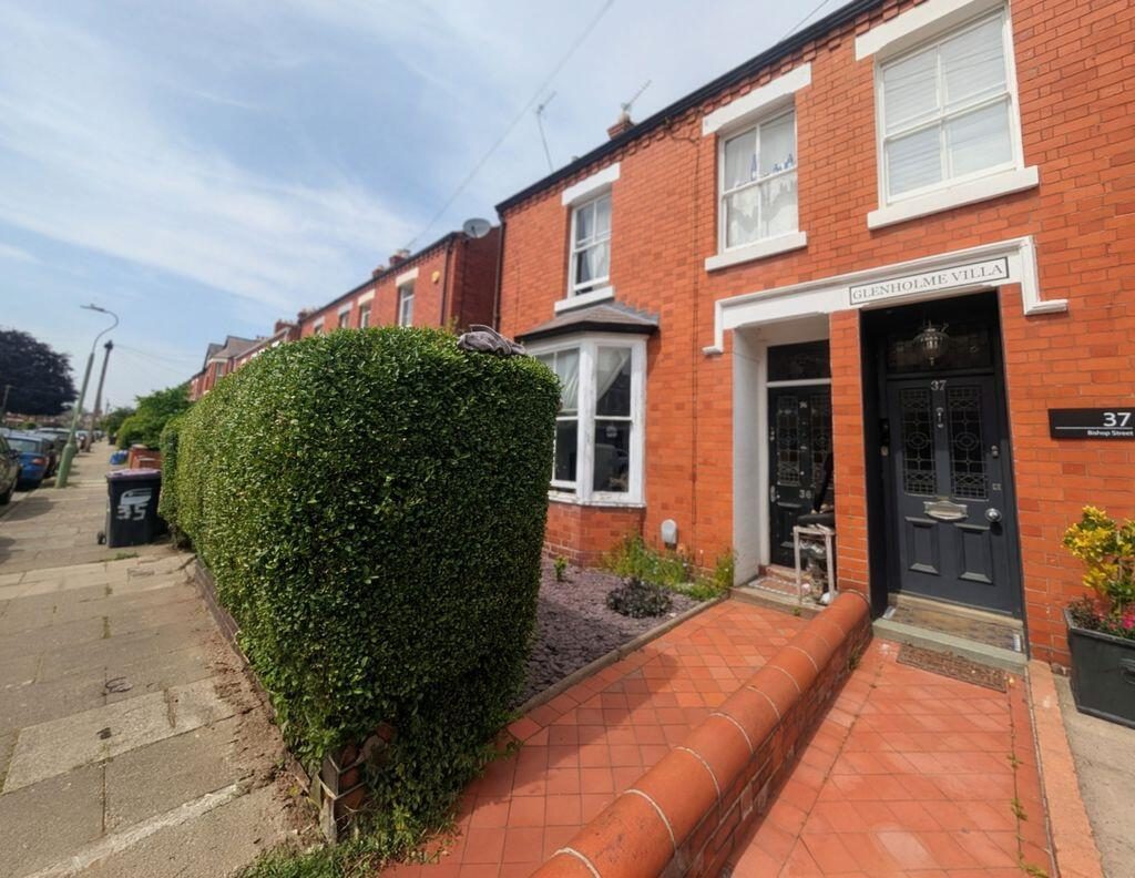 Property main image