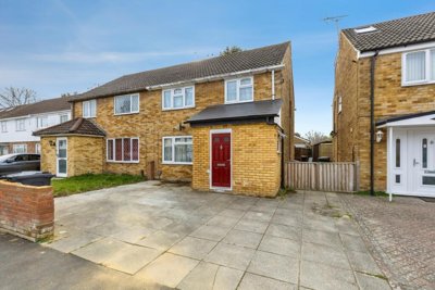 Property on Park Way, RH10 3BS