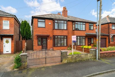 Property on Charles Street, WN7 1PP