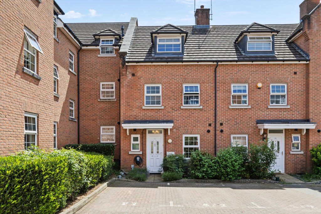Property main image