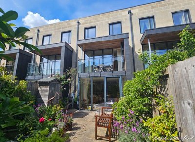 Property on Combe Road, BA2 5HZ