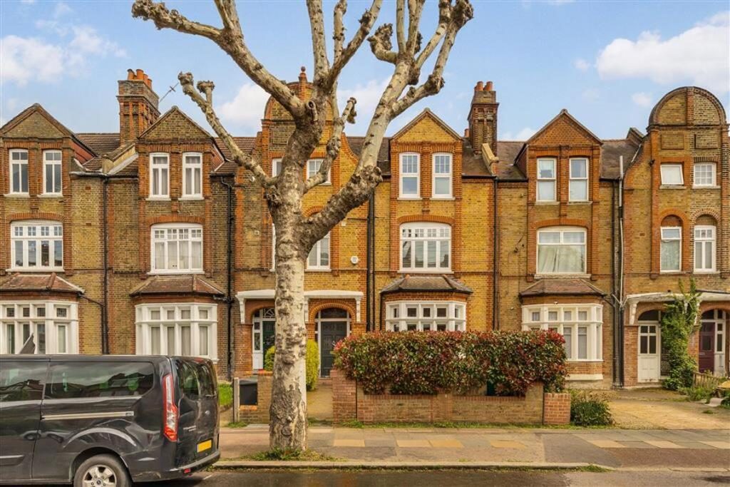 Terraced House