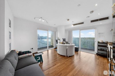 Property on High Street, E15 2FA