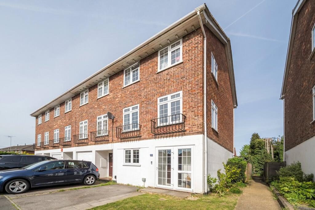 Terraced House