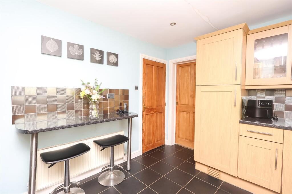 Thumbnail 32