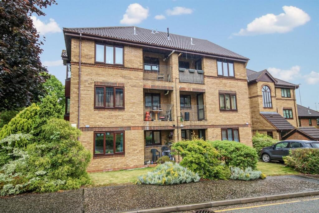 Property main image