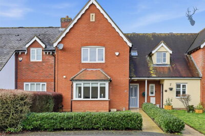 Property on Forest Drive, CM5 0TP