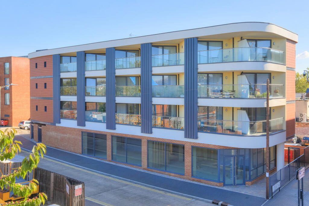 Property main image