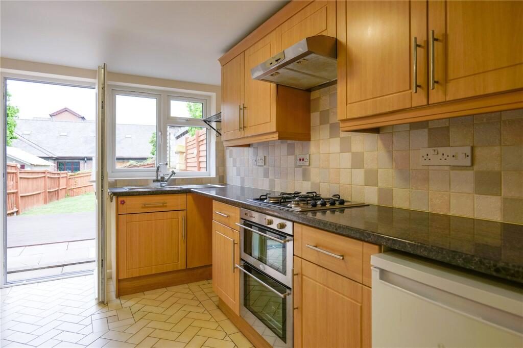 Terraced House