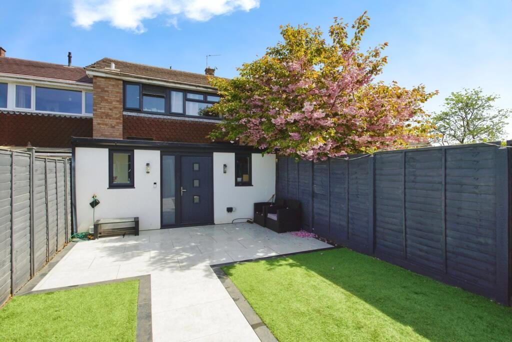 Terraced House