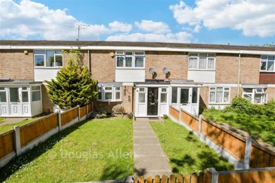 Property on Falstones, SS15 5DF