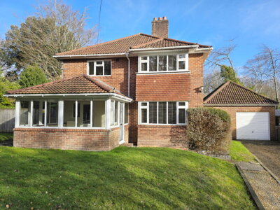 Property on Boldre Lane, SO41 8PA