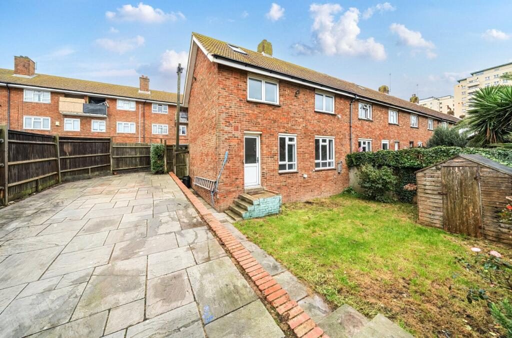 Terraced House