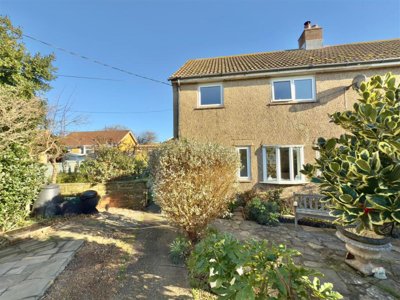 Property on Richmond Meade, PO40 9EB