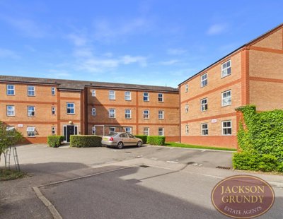 Property on Turners Gardens, NN4 6LZ