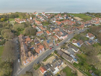 Property on High Street, NR27 0AB