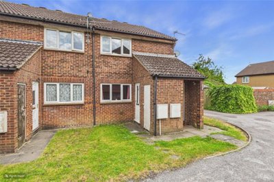 Property on Wenlock Way, RG19 3SQ