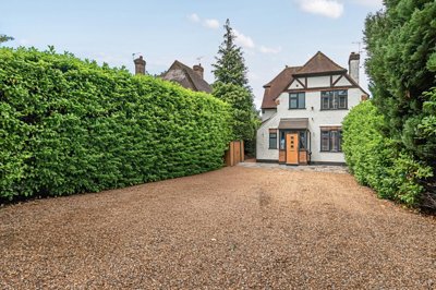 Property on Old Woking Road, KT14 6HP