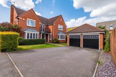 Property on Thomas Road, NG24 3FU