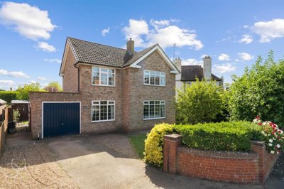 Property on Badsey Lane, WR11 3EX