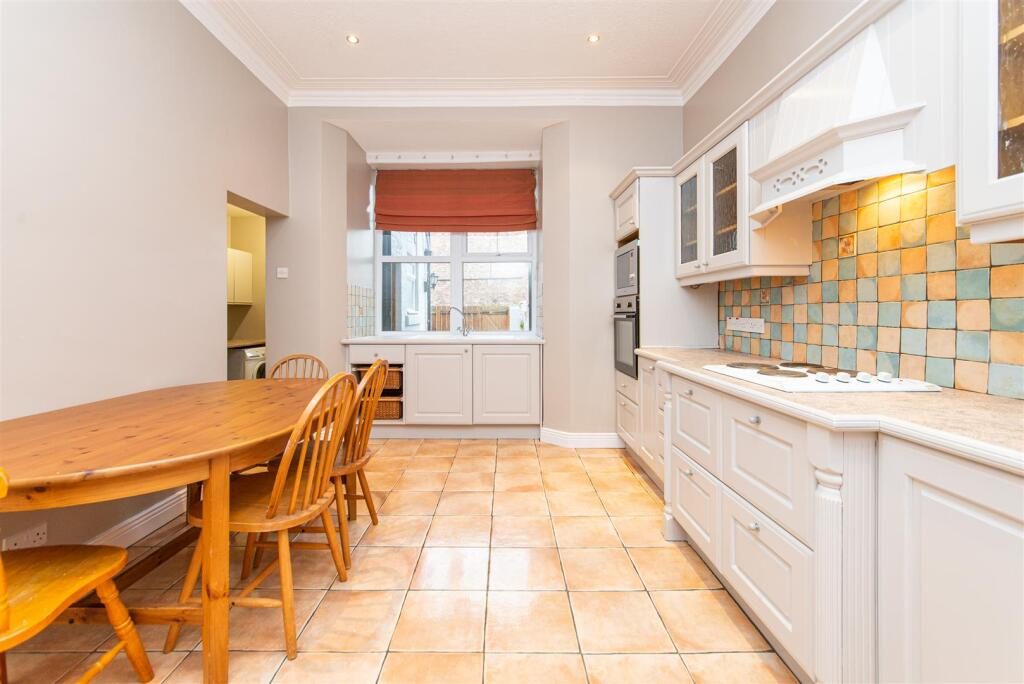 Terraced House