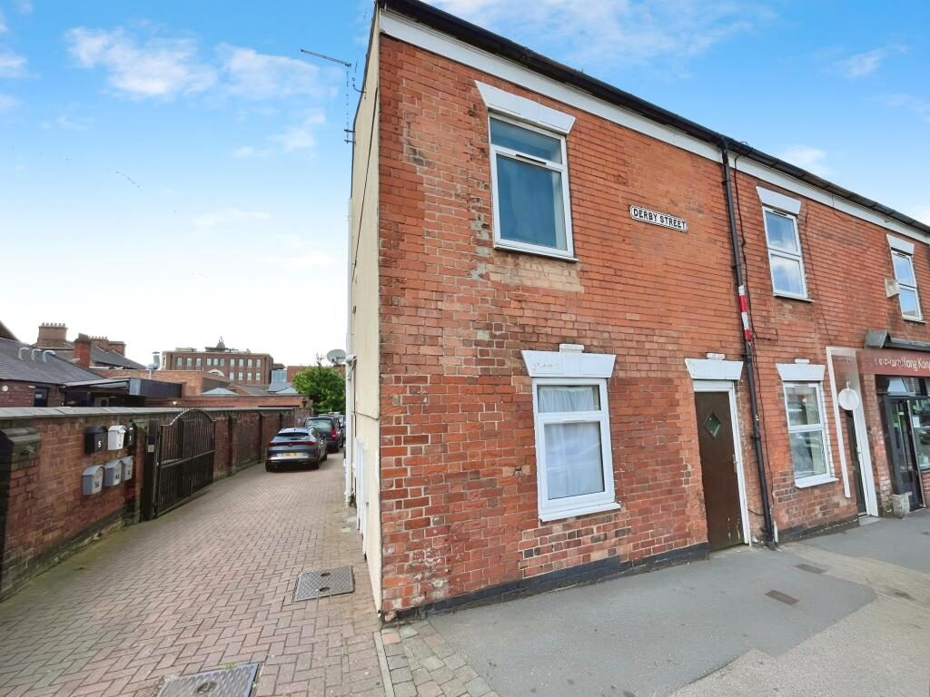 Property main image