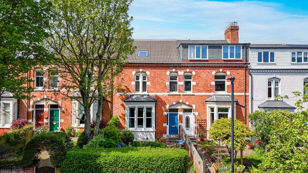 Terraced House