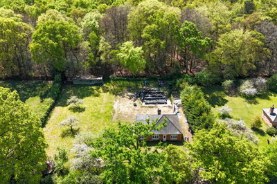 Property on SO43 7JL