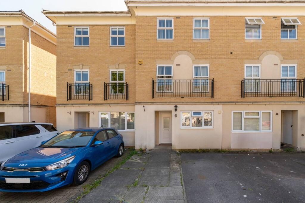 Terraced House