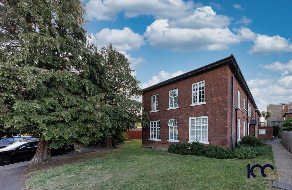 Property main image