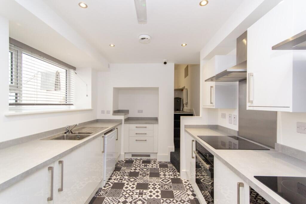 Terraced House