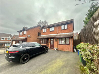 Property on Highland Mews, WV14 8XN