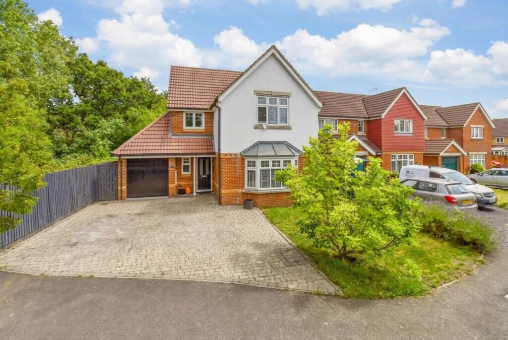 Property main image