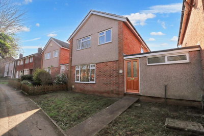 Property on Victoria Close, BS35 1JE