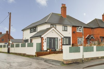 Property on Linton Road, DE12 8JD