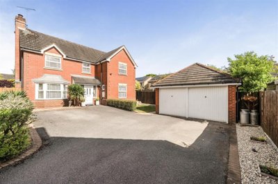 Property on Brighton Way, SN14 0YR