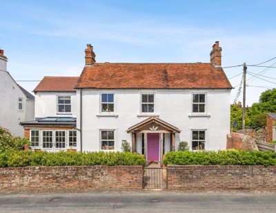 Property on High Street, RG17 9TL