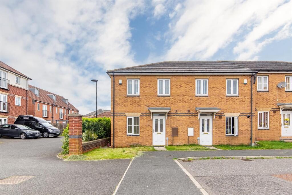 Property main image