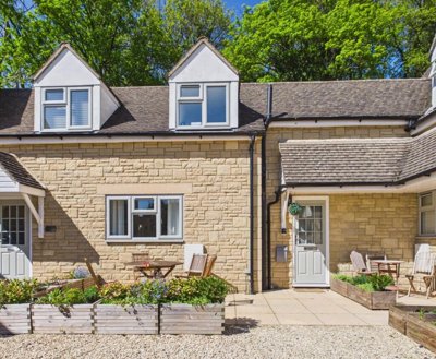 Property on GL54 1HY