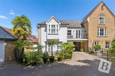 Property on Sawyers Grove, CM15 9BD