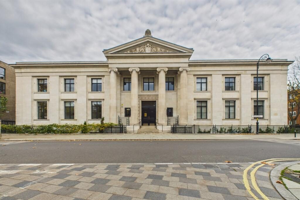 Property main image