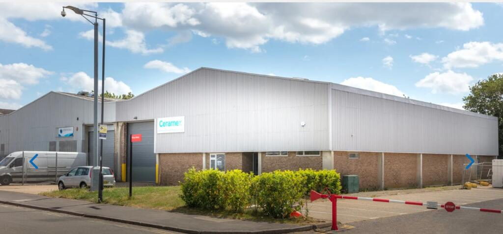 Distribution Warehouse