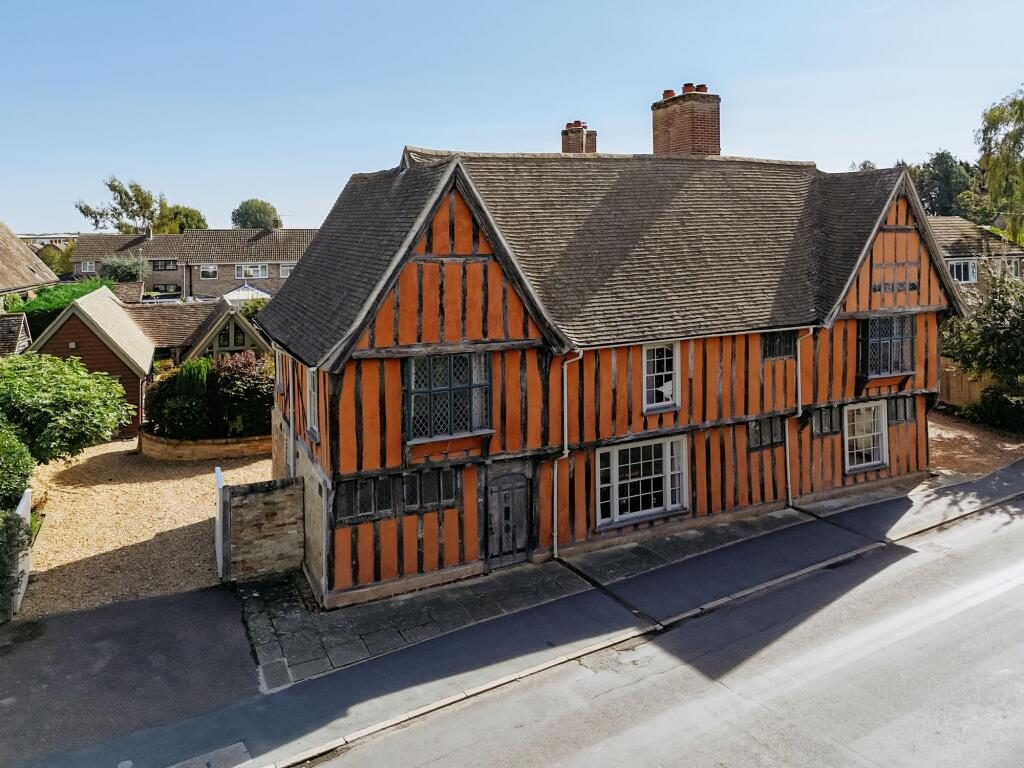 Property main image